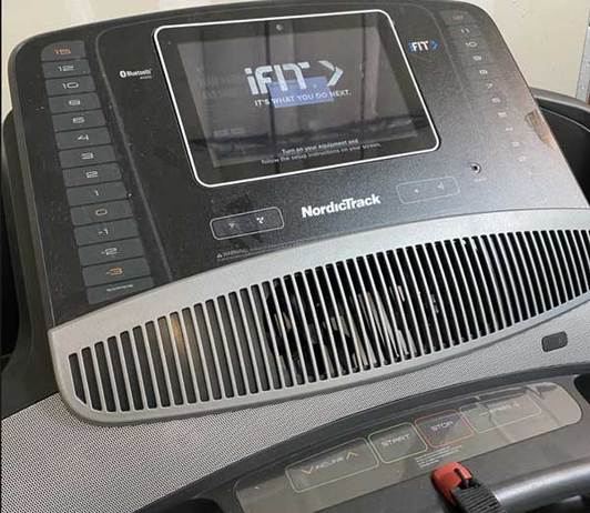 Tapis roulant NordicTrack 1750, adapté à la technologie iFit | Canadian Tapis roulant NordicTrack 1750, adapté à la technologie iFit | Canadian